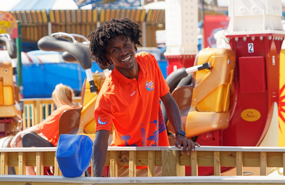 Luna Park jobs - Park Services